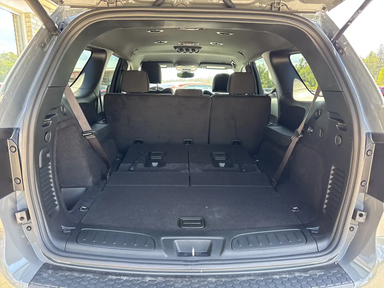 Dodge Durango снимка Dodge Durango