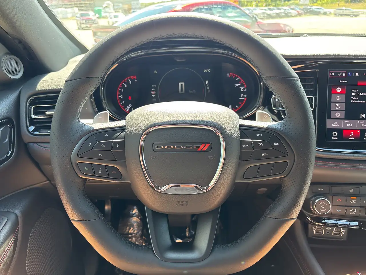 Dodge Durango снимка Dodge Durango