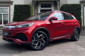 Comfort 60 kWh PANO | 360 CAM | LEDER | CARPLAY |