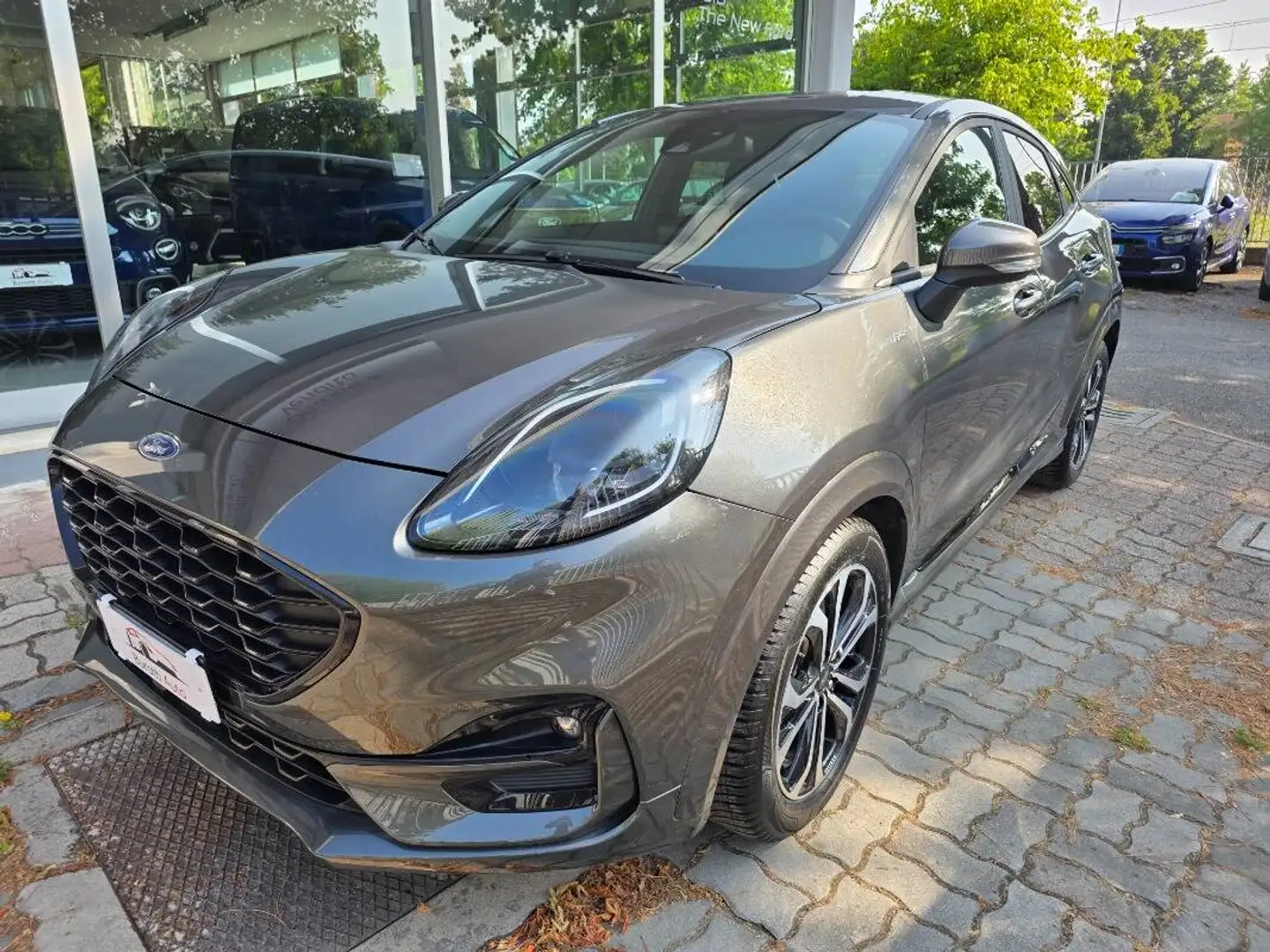 Ford Puma 1.0 ecoboost h ST-Line s&s 125cv hybrid auto Grau - 1