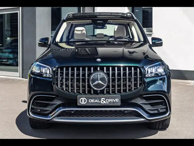 Mercedes-Benz GLS 63 view 5