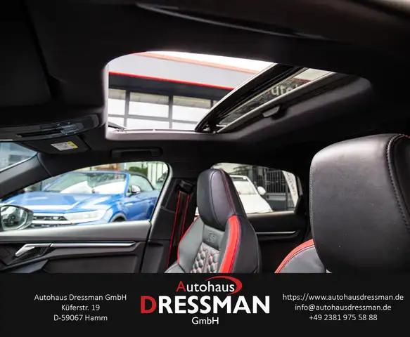 Audi RS3 view 11