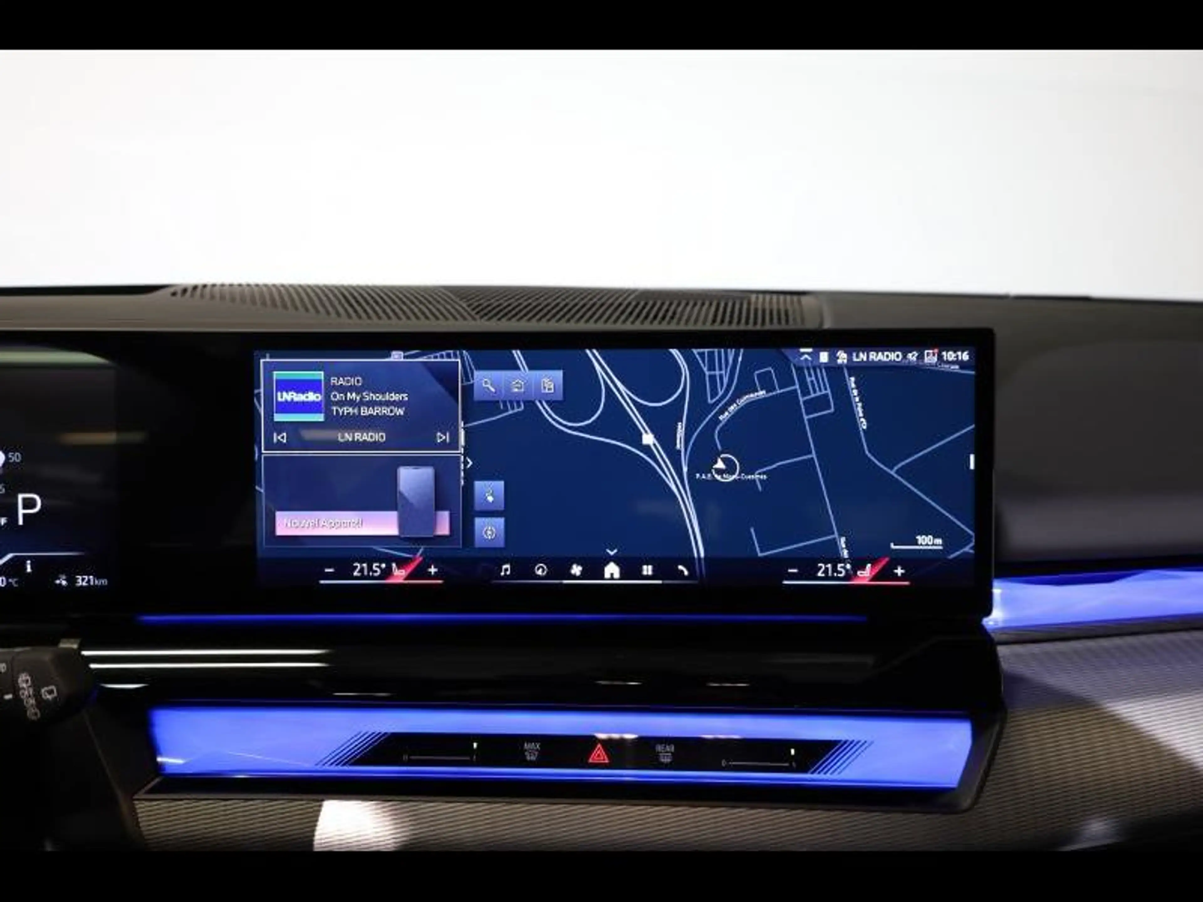 BMW i5 eDrive40 Touring Kit M Sport — photo 11