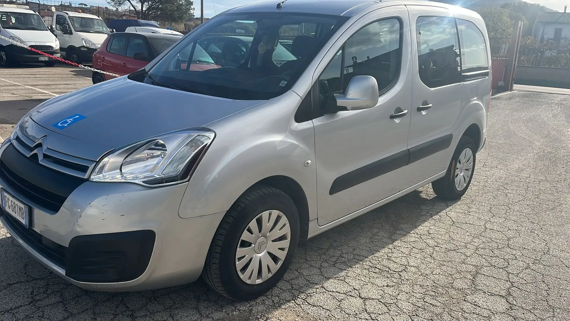 Citroen Berlingo Berlingo Multispace 1.2 puretech Xtr s Ezüst - 2