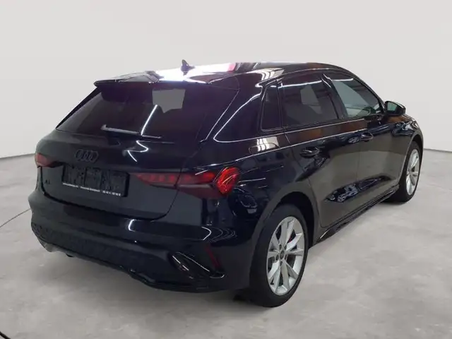 Audi A3 view 4