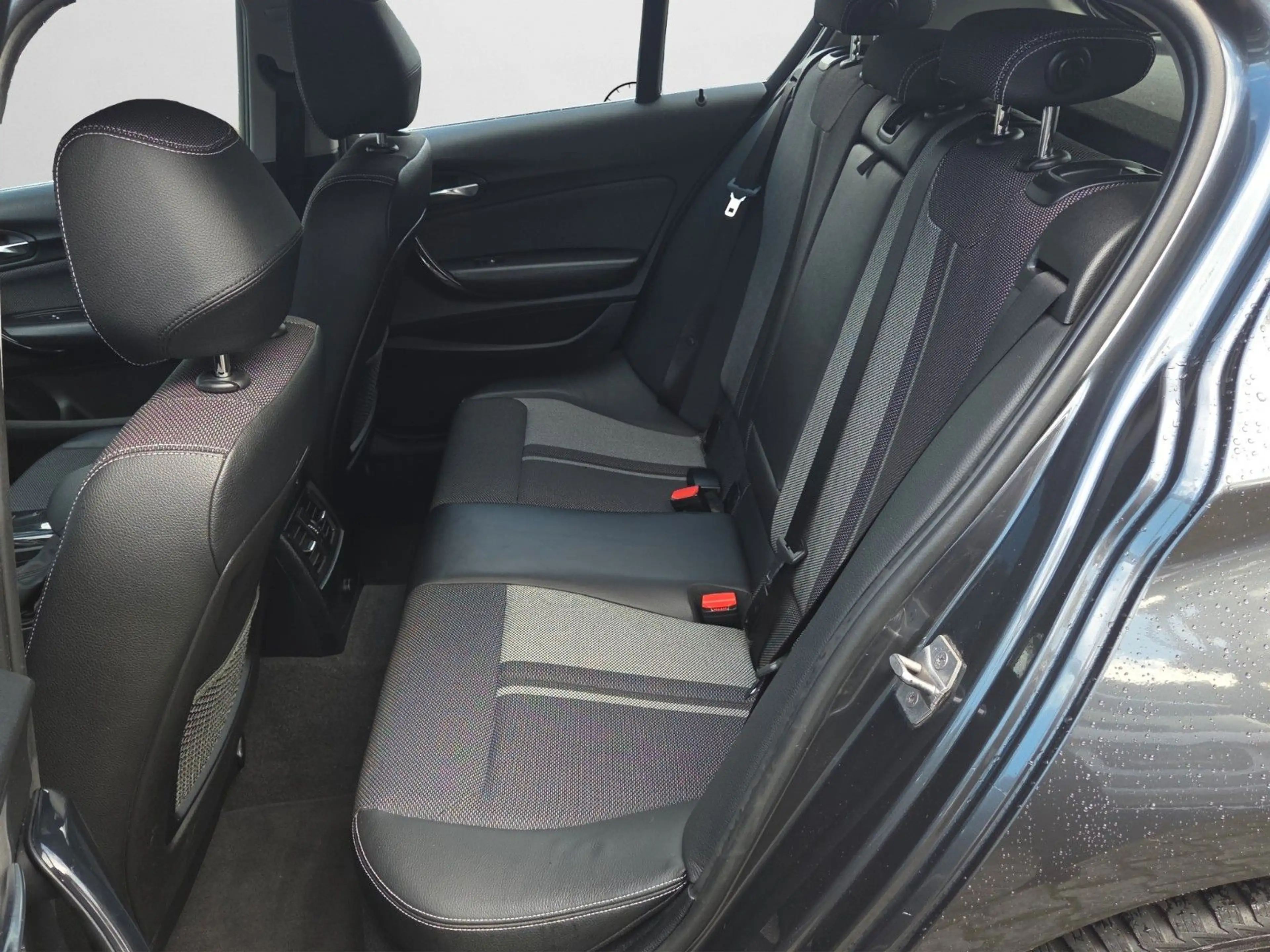 BMW 118 d Urban Line*Navi*Led*Kamera* — photo 11