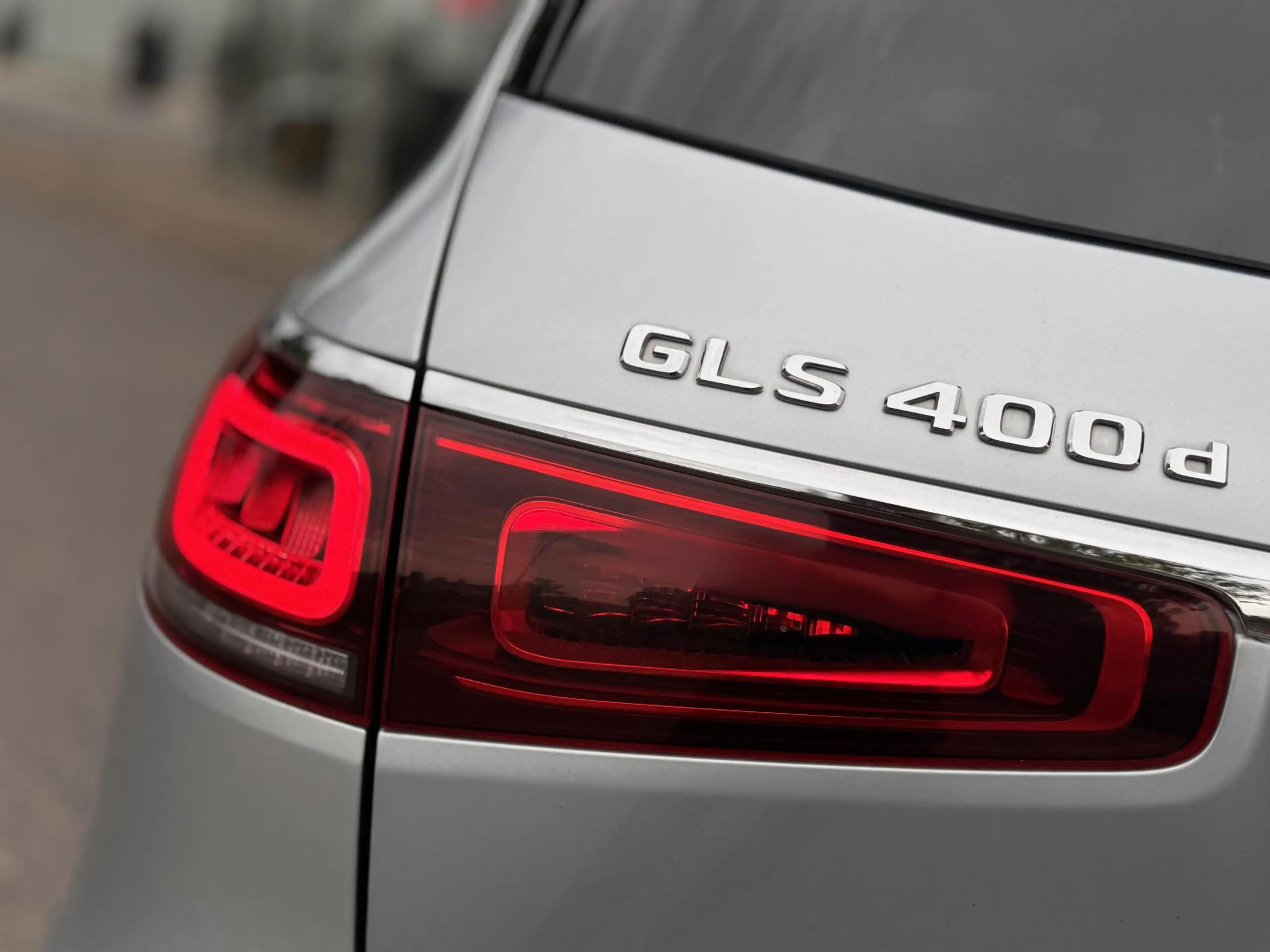 Mercedes-Benz GLS 400 d 4MATIC Premium Plus — photo 12