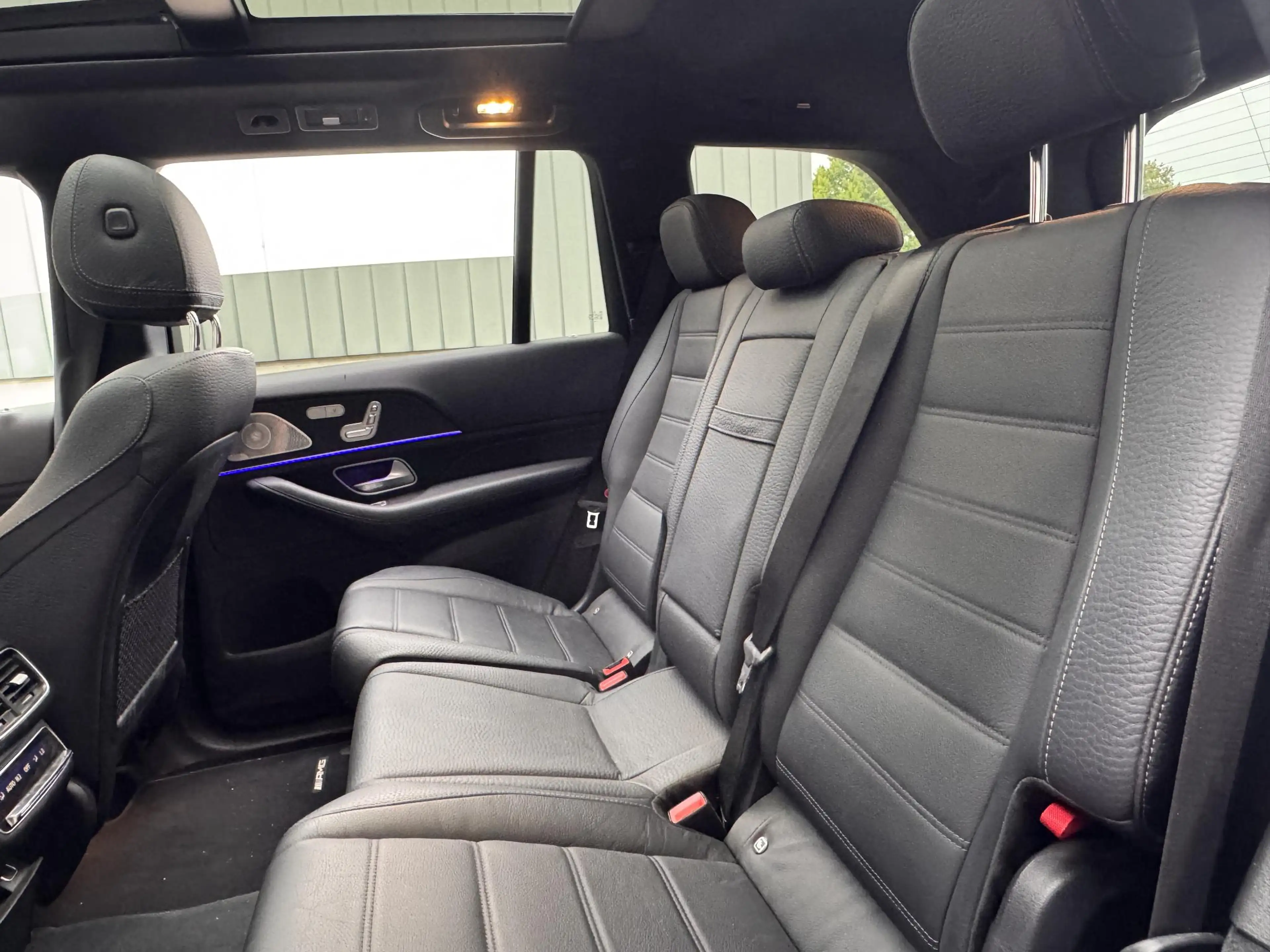 Mercedes-Benz GLS 400 d 4MATIC Premium Plus — photo 17