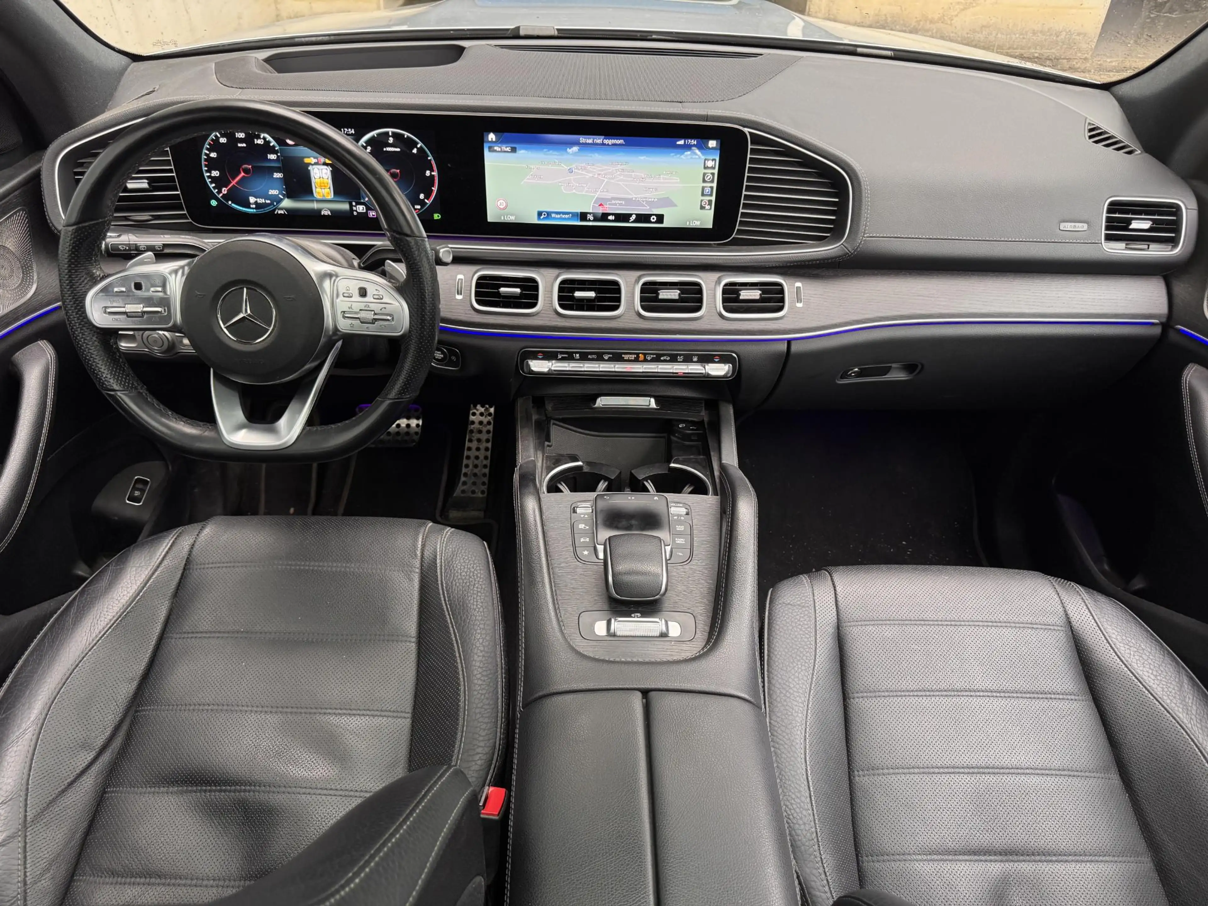 Mercedes-Benz GLS 400 d 4MATIC Premium Plus — photo 20