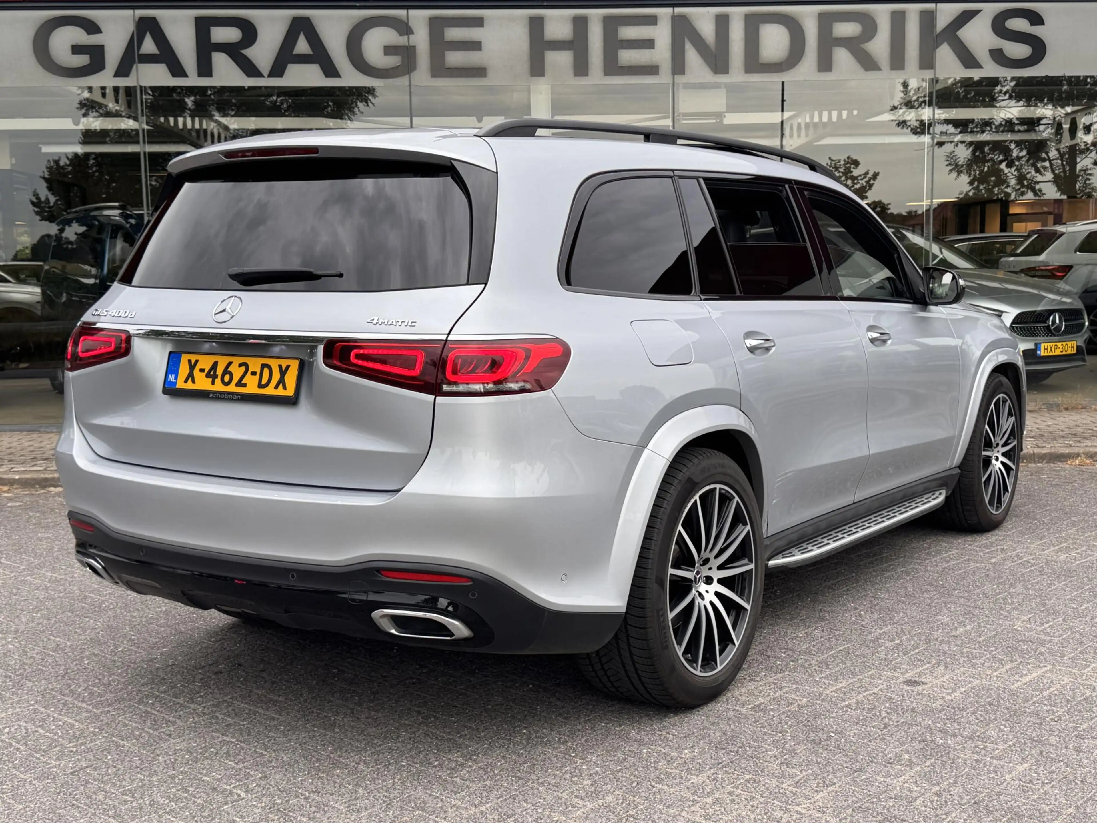 Mercedes-Benz GLS 400 d 4MATIC Premium Plus — photo 10