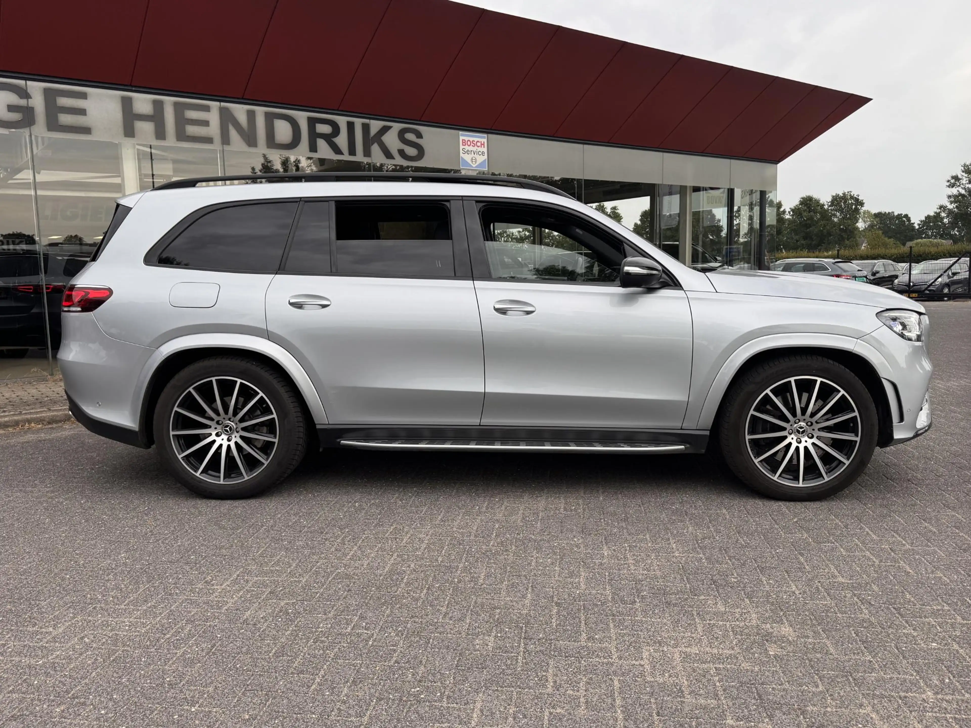 Mercedes-Benz GLS 400 d 4MATIC Premium Plus — photo 8