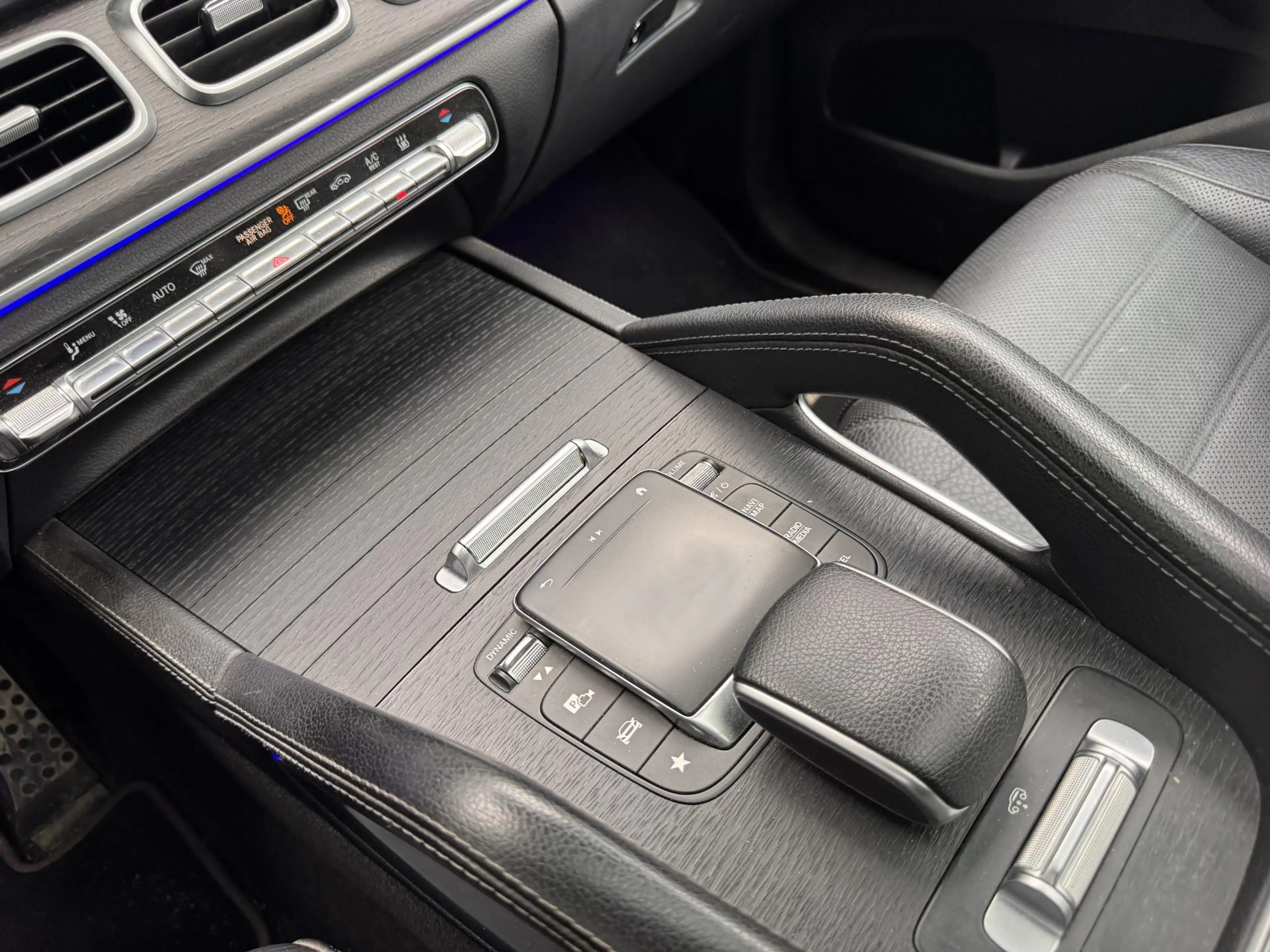 Mercedes-Benz GLS 400 d 4MATIC Premium Plus — photo 22