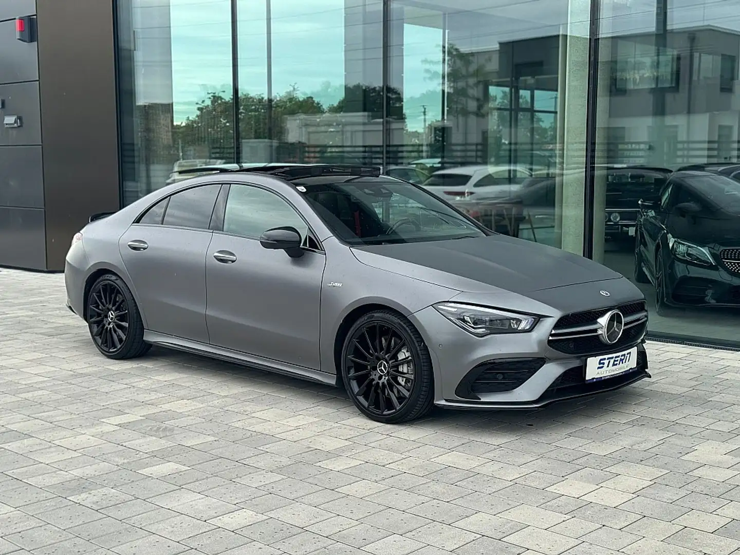 Mercedes-Benz CLA 35 AMG 4MATIC *PANO*BURMESTER*HUD*PERFORMANCE Gri - 1