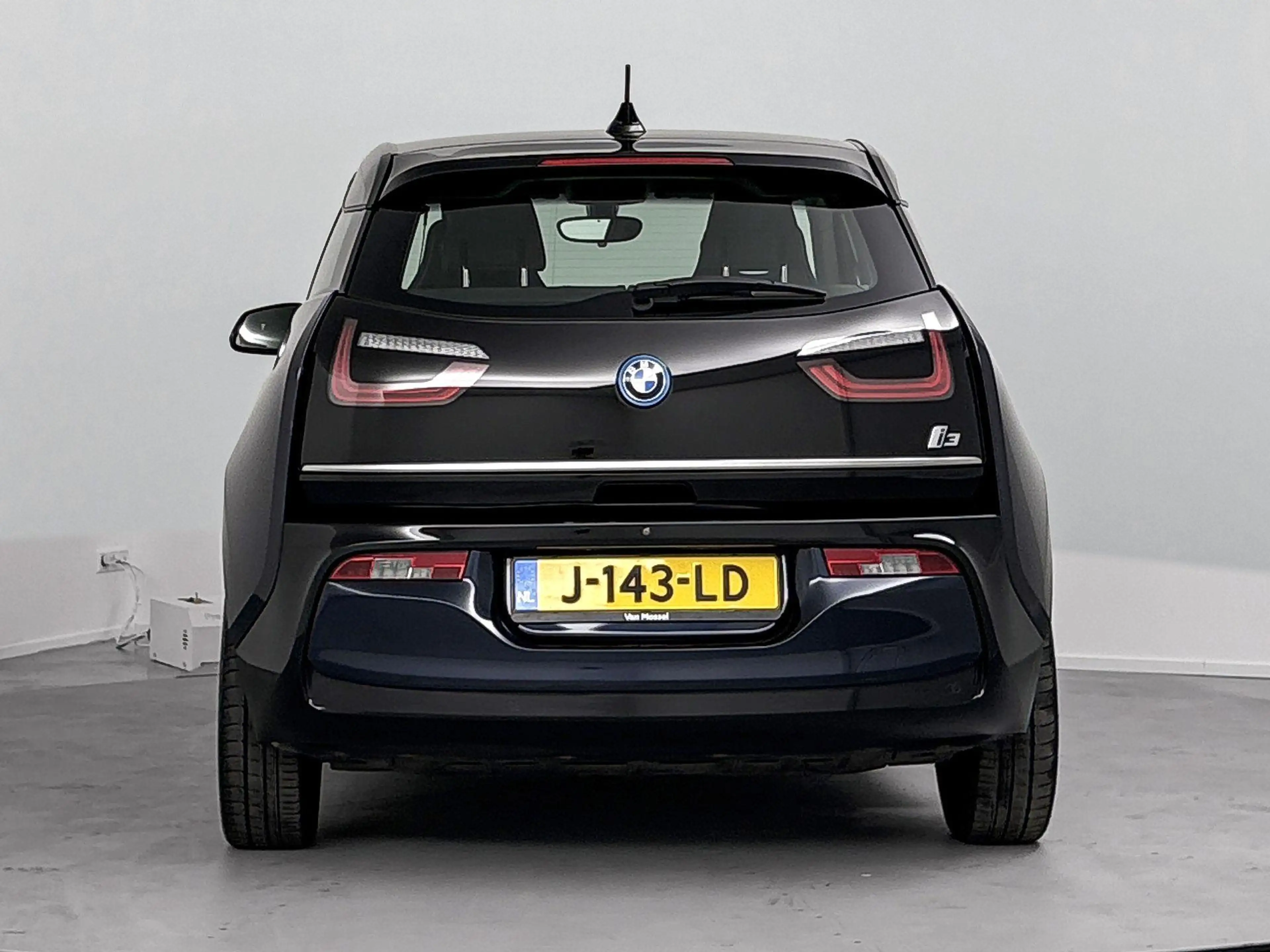 BMW i3 Executive Edition 120Ah 42 kWh Origineel Nederland — photo 3
