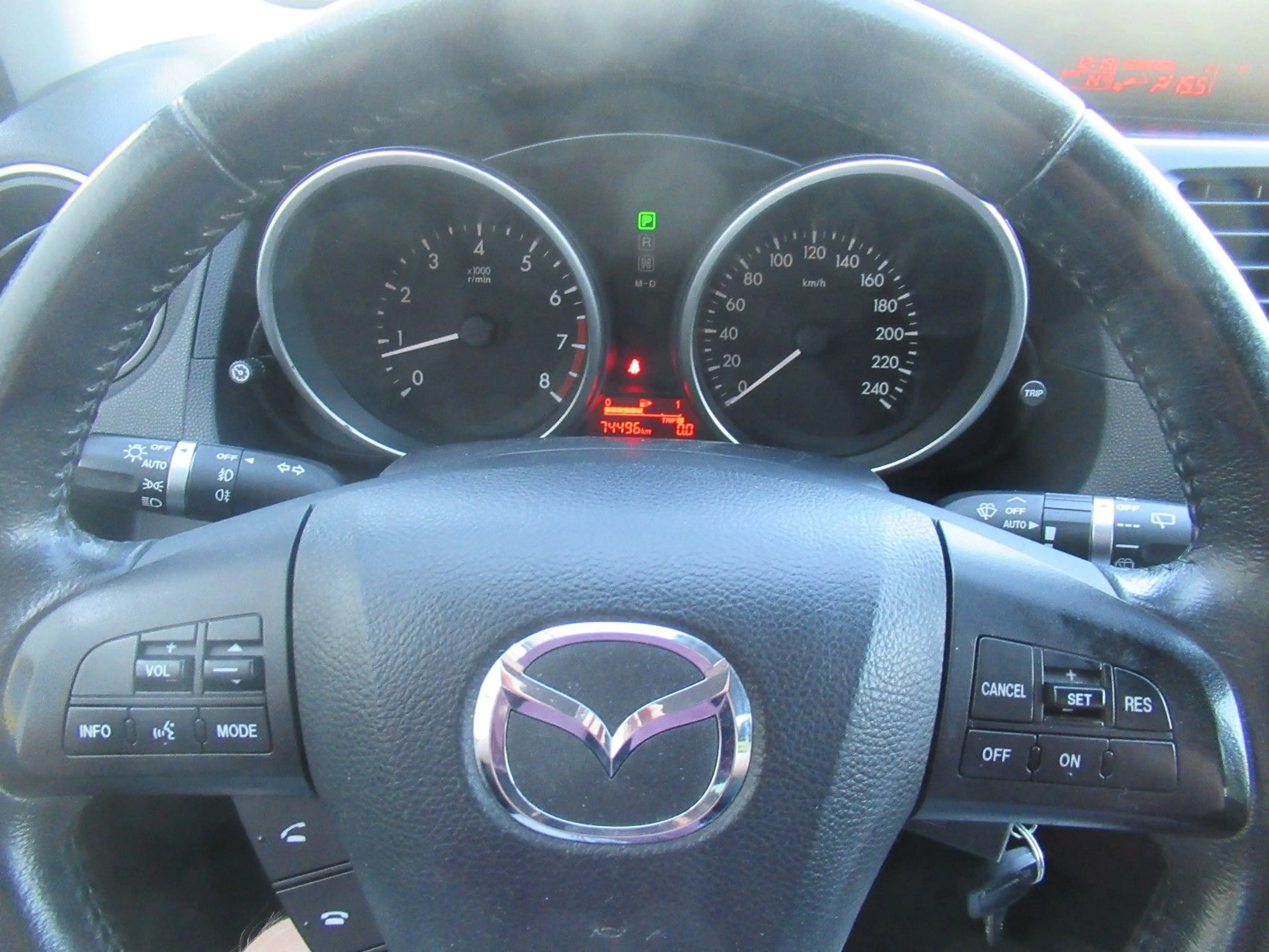 Mazda 5 Center-Line 7-SITZER PDC SHZG TEMPOMAT 1.HAND — photo 8