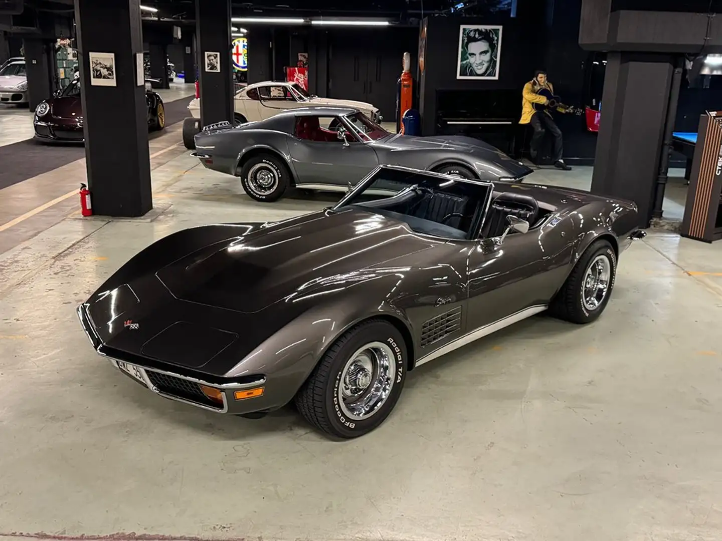 Corvette C3 Stingray Cabriolet Restomod 598 big block 795 ch Gris - 2