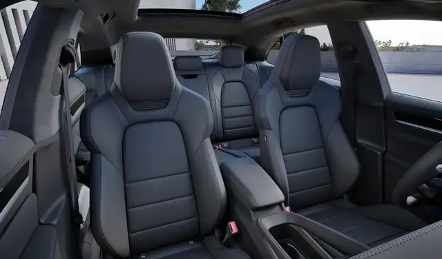 Porsche Macan view 9