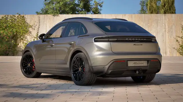 Porsche Macan view 2