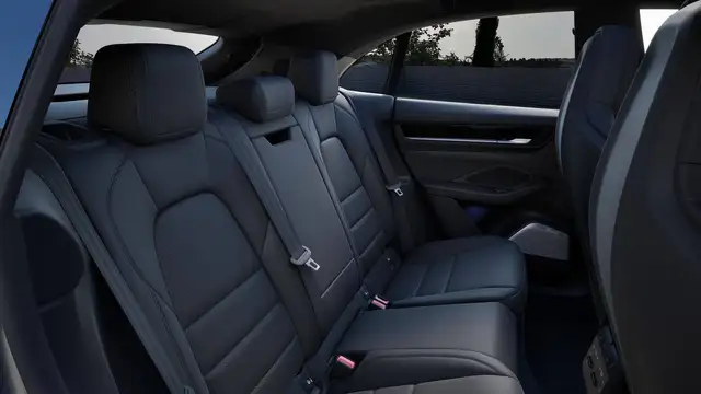 Porsche Macan view 10