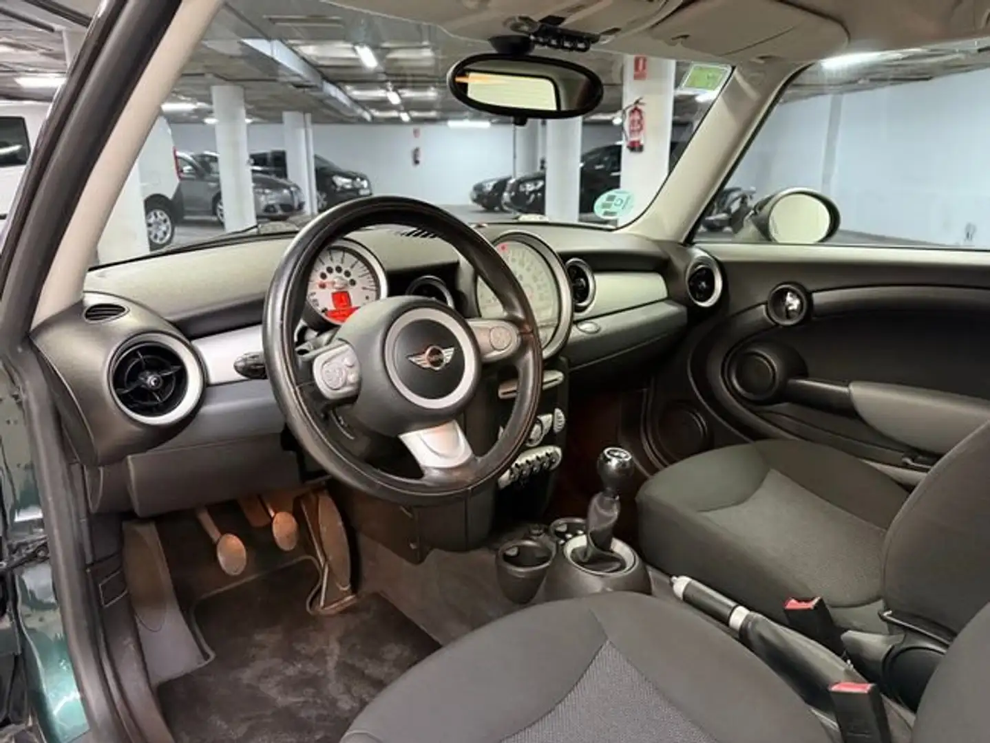 MINI Cooper Vert - 2