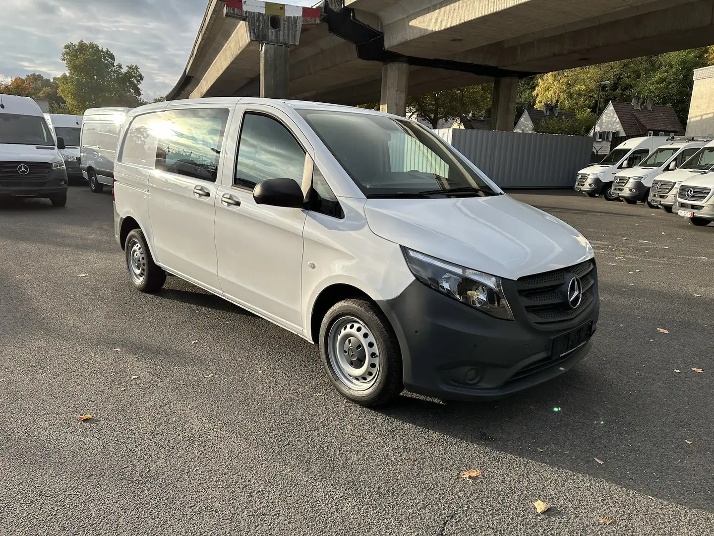 Mercedes-Benz Vito 114 CDI RWD kompakt Weiß - 1