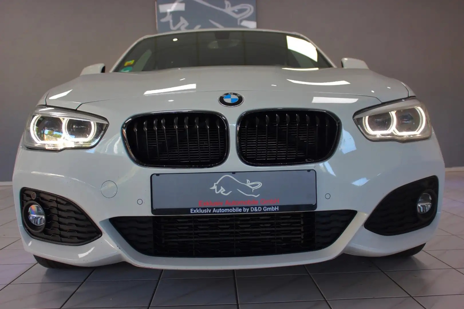 BMW 118 i 3Türer~M Sport+DEUTSCH+UNFALLFREI+NAVI~2Hd Weiß - 2