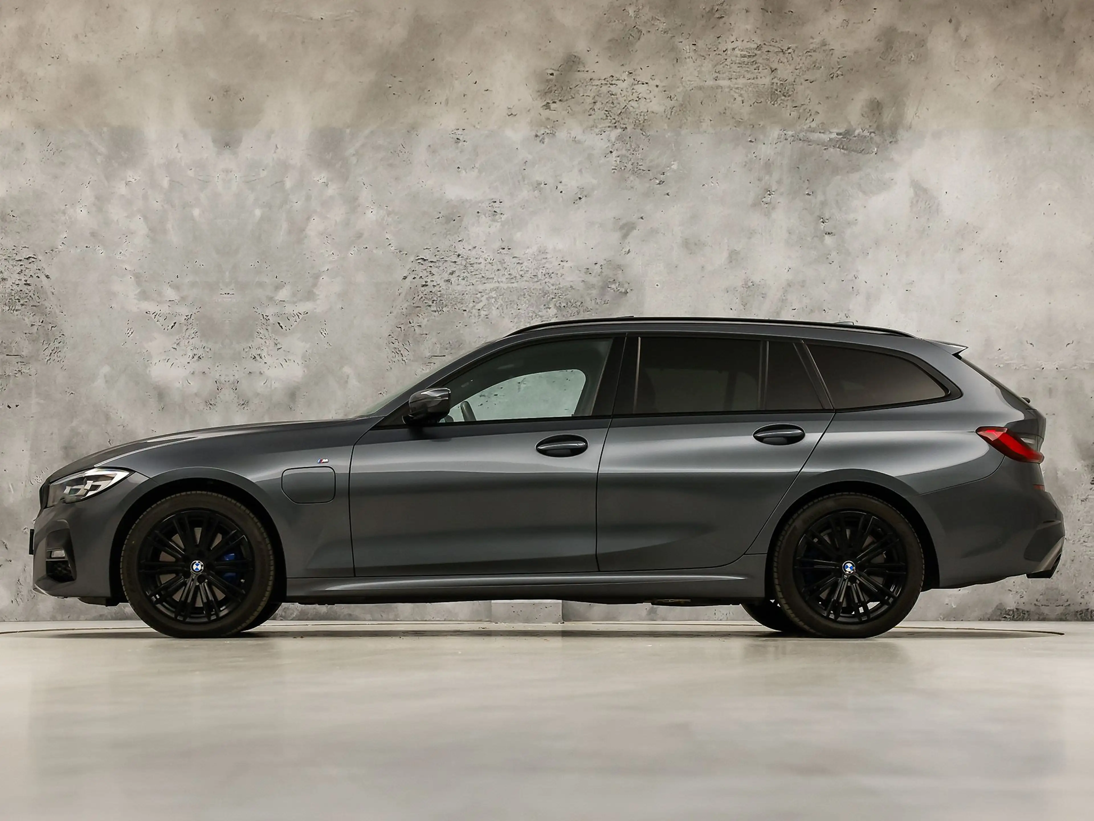 BMW 330 3 Serie 330e M Sport High Executive 292Pk Automaat — photo 2
