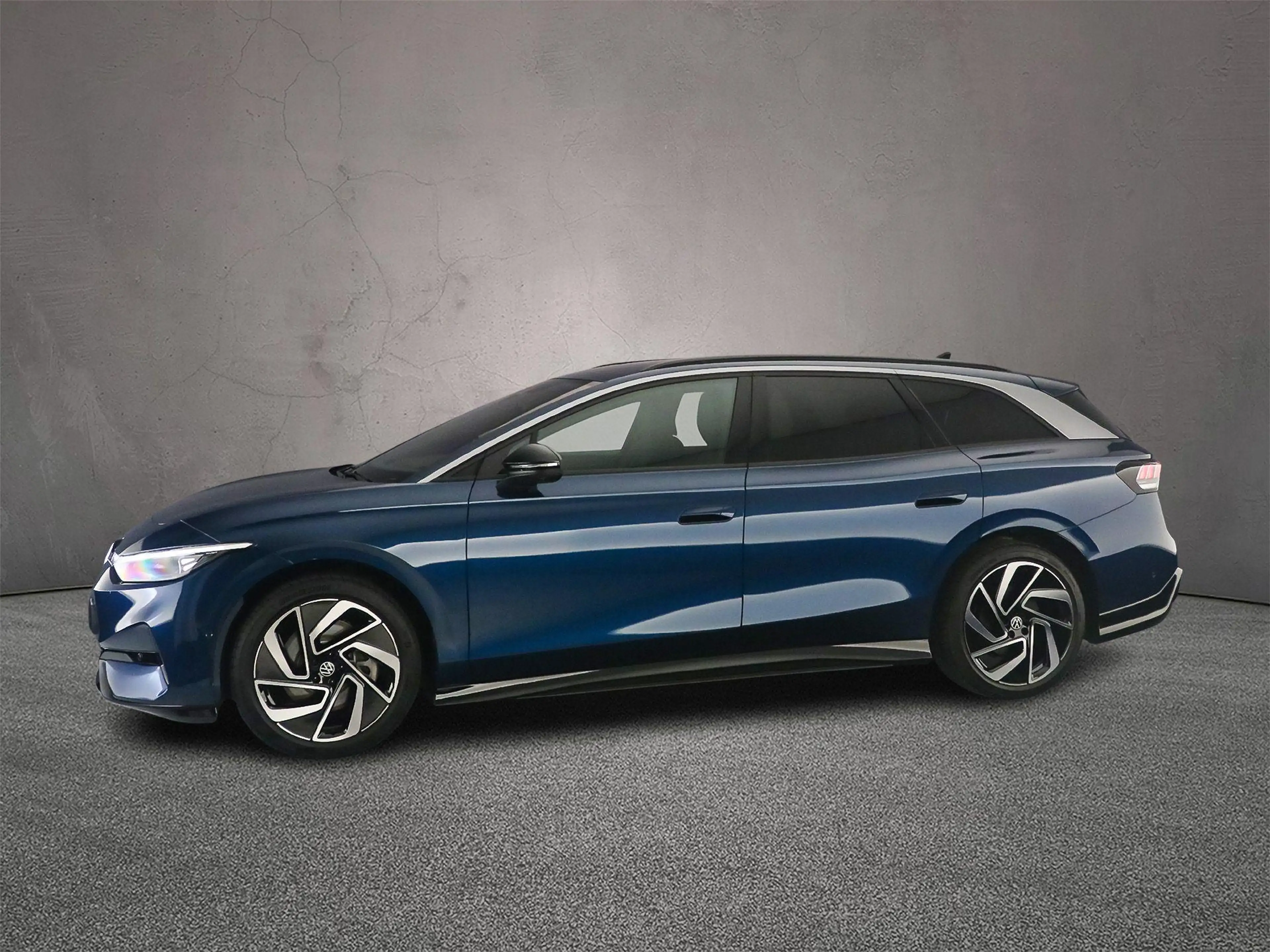 Volkswagen ID.7 Tourer Pro Business 77 kWh 286pk Automaat Trekhaak — photo 2
