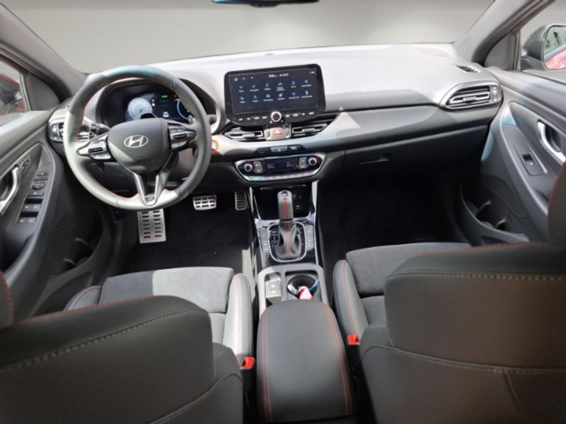 Hyundai i30 N Line X 1,6 Automatik/Navi/Lenkrad/Sitzheizung/AC — photo 11