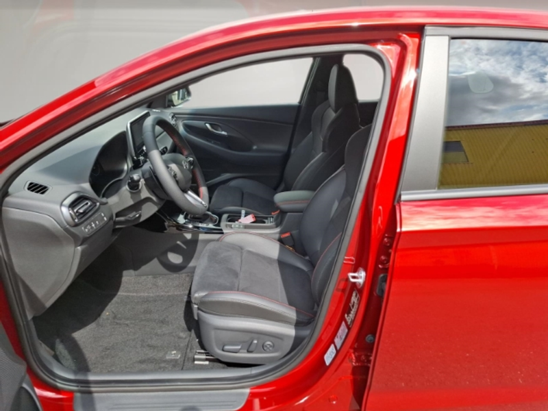 Hyundai i30 N Line X 1,6 Automatik/Navi/Lenkrad/Sitzheizung/AC — photo 7