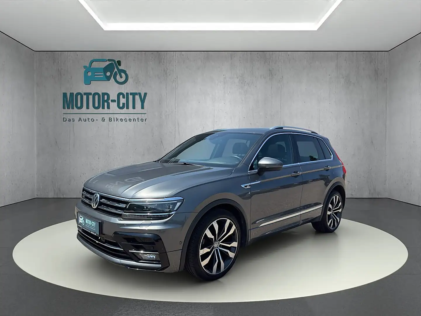 Volkswagen Tiguan 2.0 TDI BMT Comfortline (EURO 6d-TEMP) Grau - 1