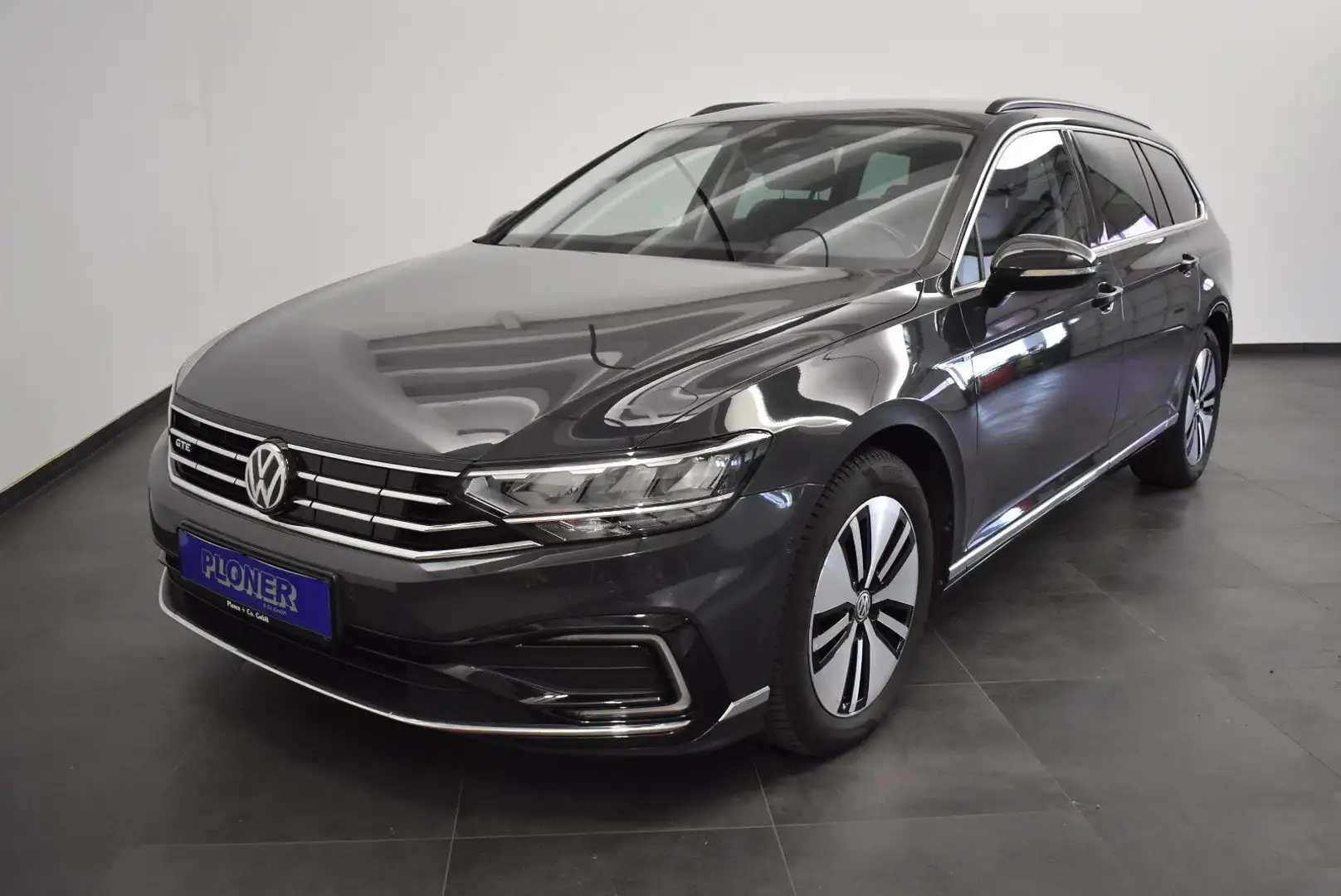 Volkswagen Passat Variant GTE/LED/NAVI/RFK/APP-CONNECT Grau - 2
