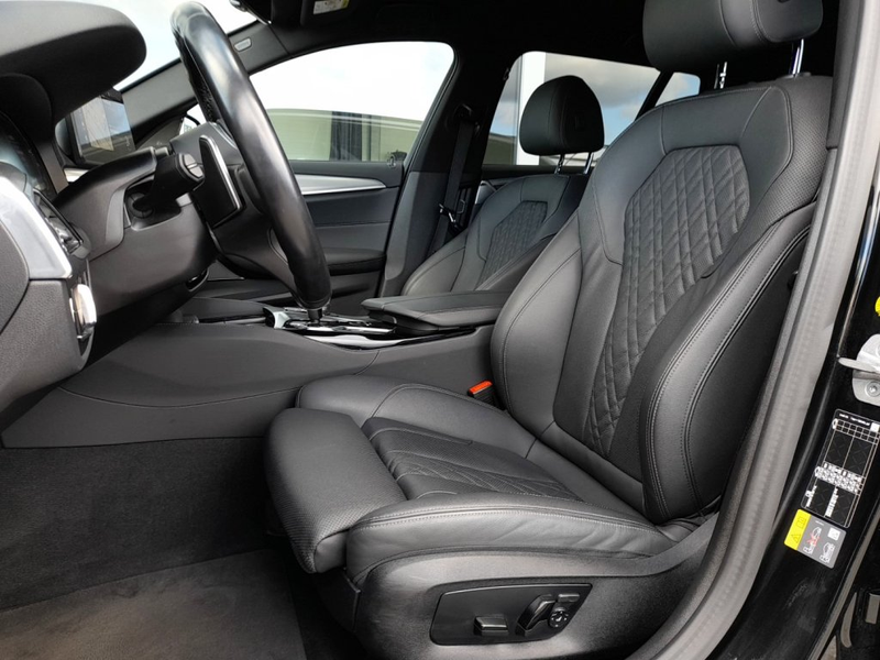 BMW 530 e Touring M-SPORT 4x4 Aut *19 ZOLL / VOLL LED / NAVI / LIVE COCKPIT PROF. / KAMERA / VOLLLEDER* — photo 12