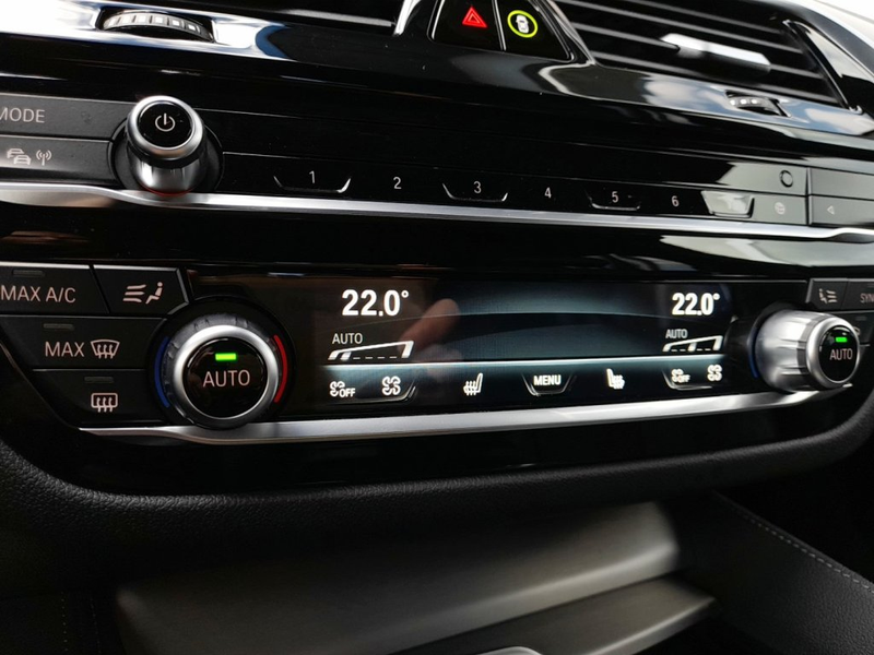 BMW 530 e Touring M-SPORT 4x4 Aut *19 ZOLL / VOLL LED / NAVI / LIVE COCKPIT PROF. / KAMERA / VOLLLEDER* — photo 6