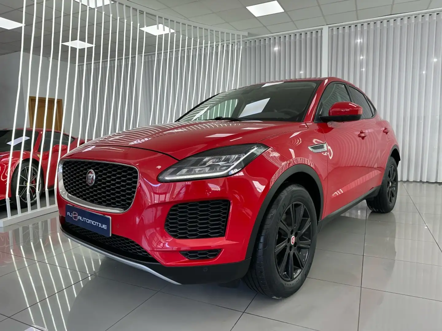 Jaguar E-Pace 2.0D I4 SE AWD 150 Rouge - 1