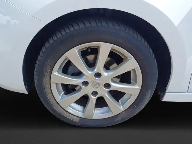 Opel Corsa view 8