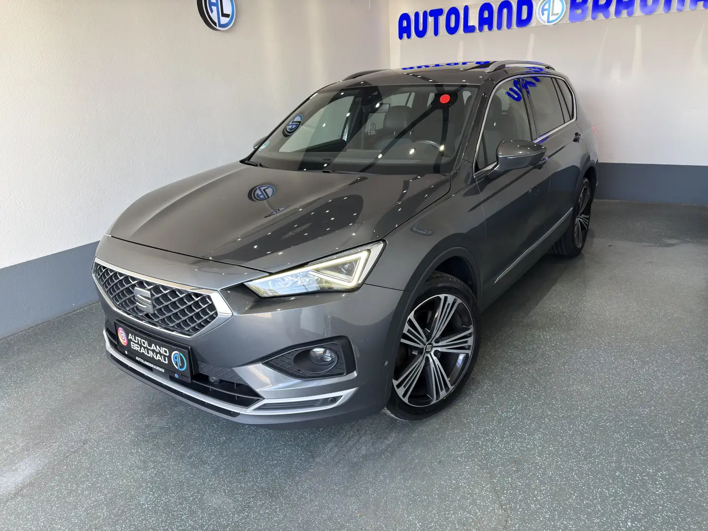 SEAT Tarraco Tarraco 2.0 TDI 4Drive DSG SCR Xcellence Grau - 2
