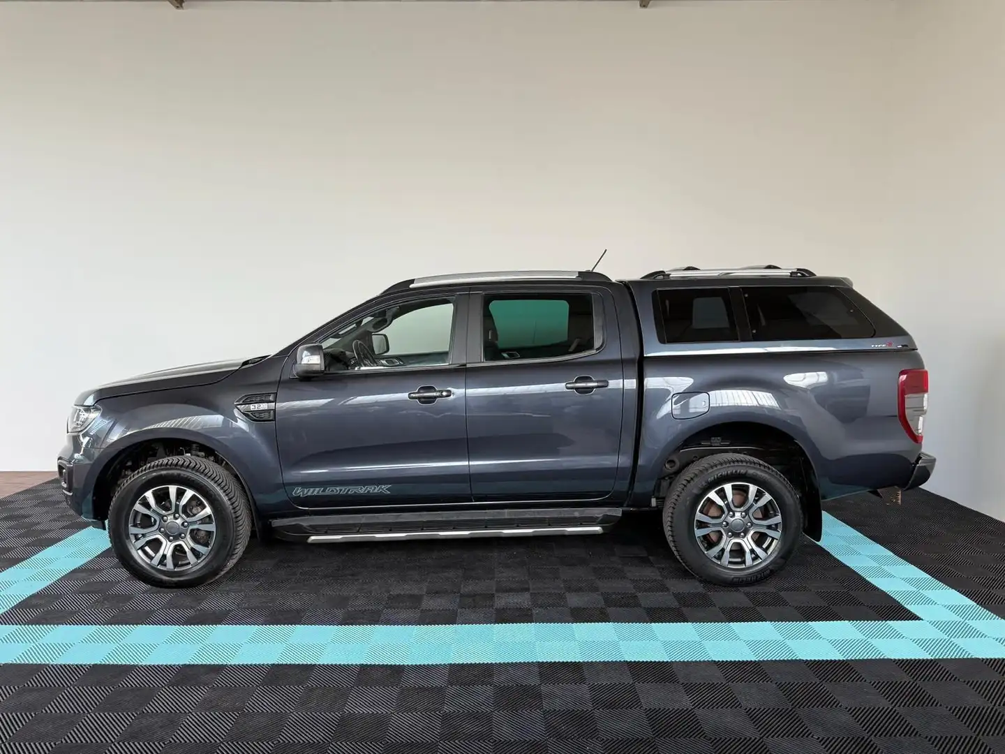 Ford Ranger 3.2 TDCi aut. DC Wildtrak 5 posti Grigio - 2