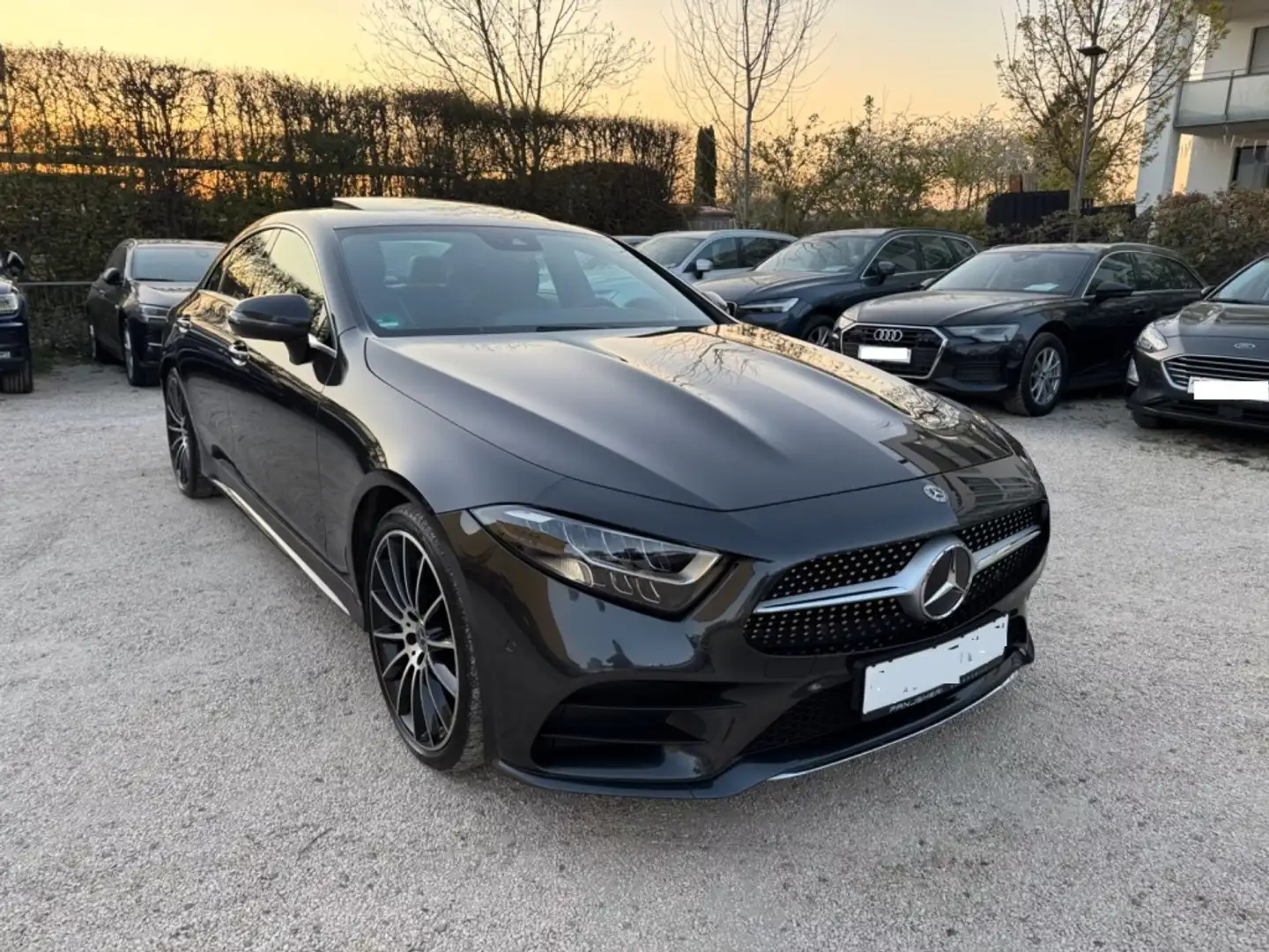 Mercedes-Benz CLS 350 350d 4Matic Aut. Noir - 1