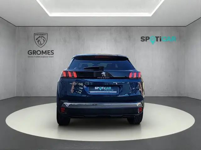 Peugeot 3008 view 4