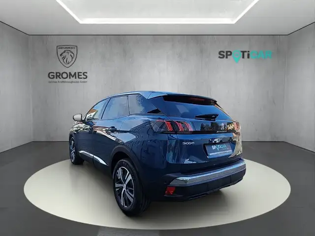 Peugeot 3008 view 5