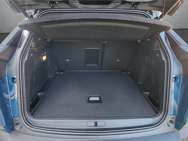 Peugeot 3008 view 7