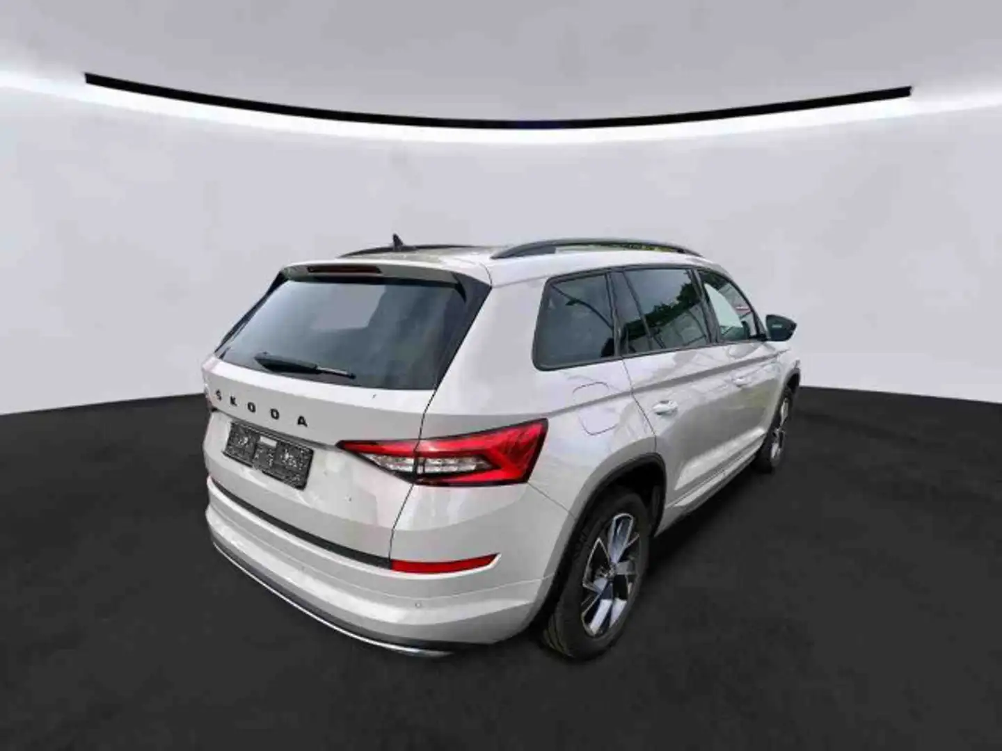 Skoda Kodiaq 1.5 TSI ACT Sportline Navi, Virutal, RFK, Grau - 2