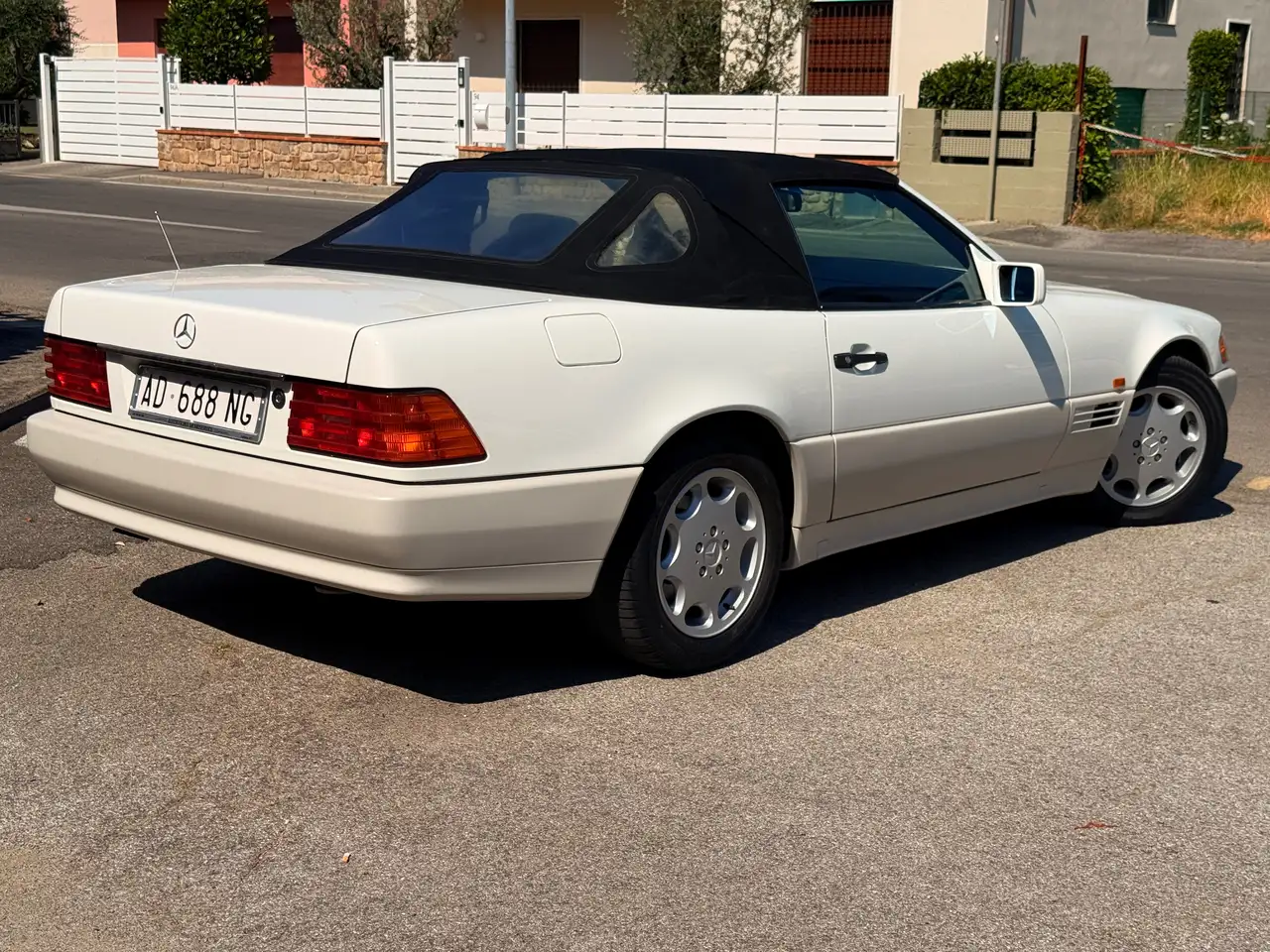 Mercedes-Benz SL 300, foto 2