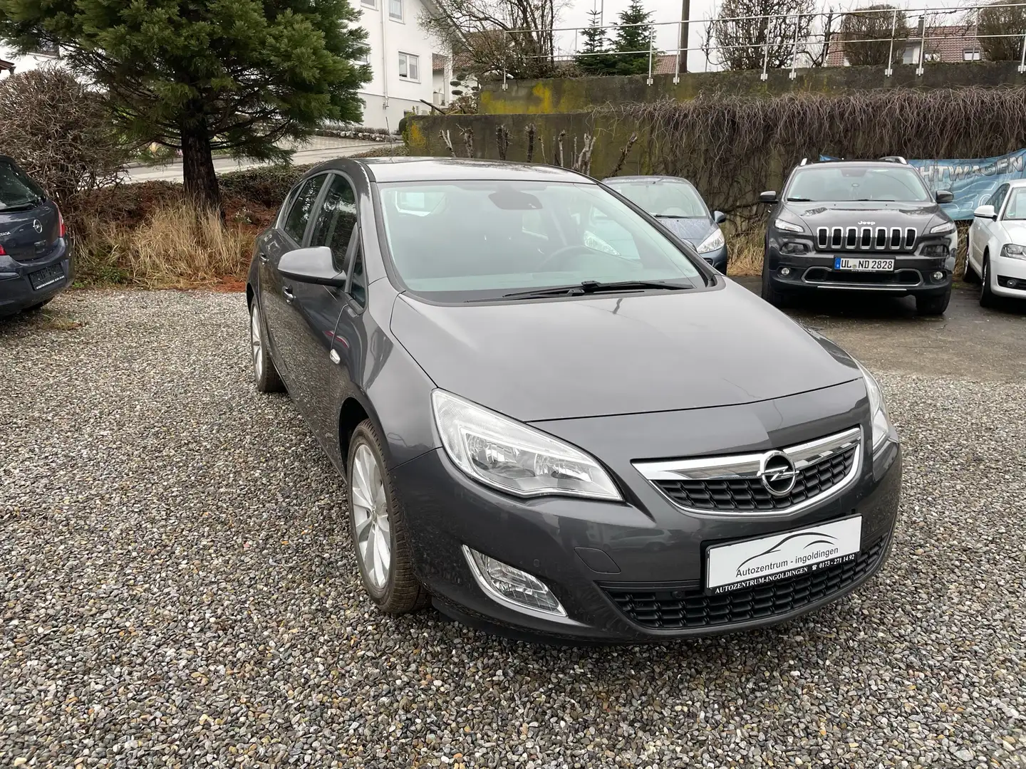 Opel Astra 1.6 Grau - 1