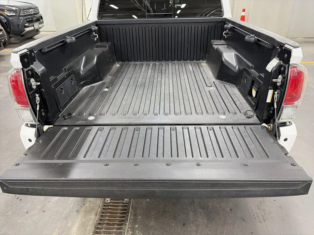 Toyota Tacoma снимка Toyota Tacoma