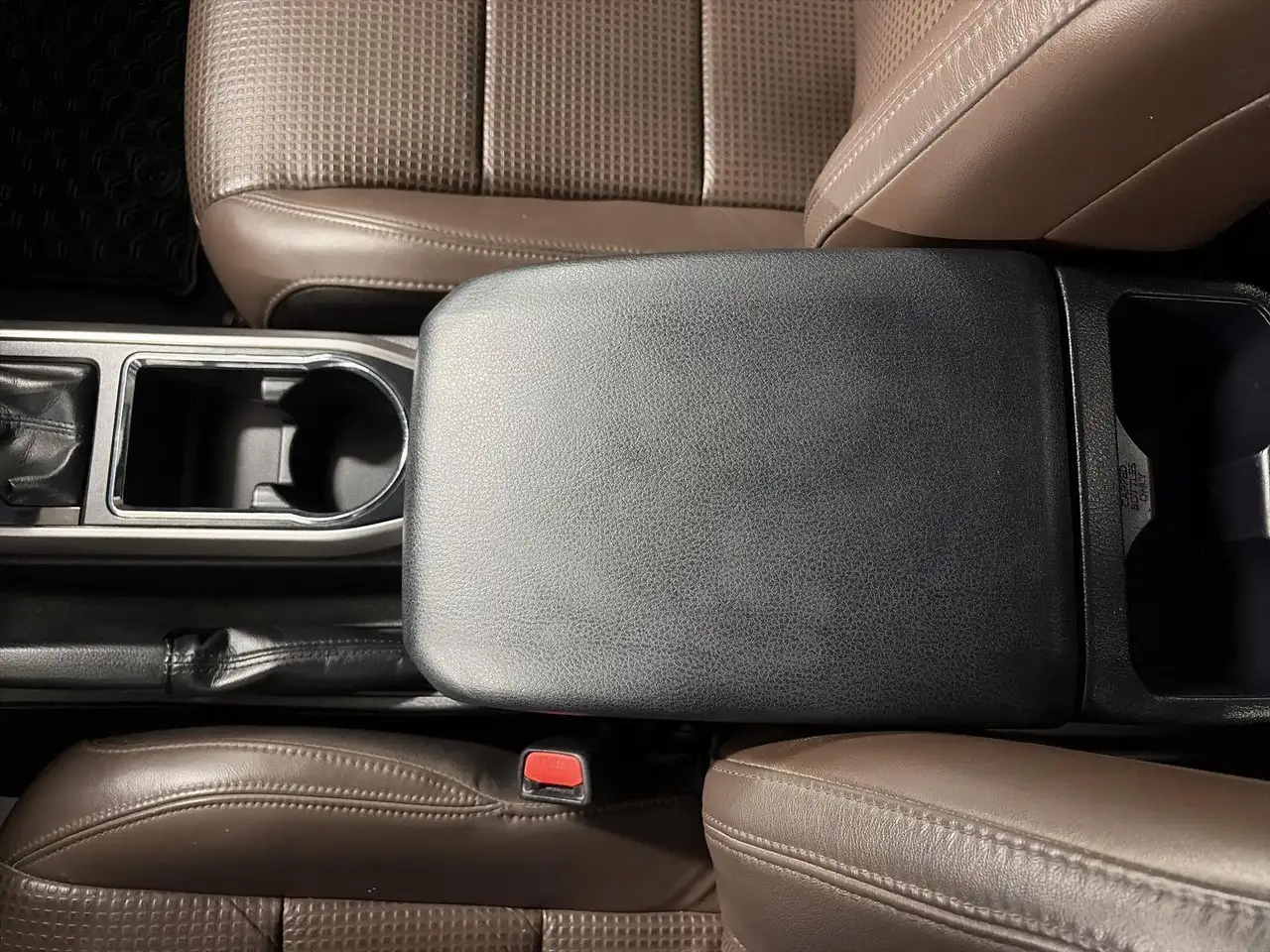 Toyota Tacoma снимка Toyota Tacoma