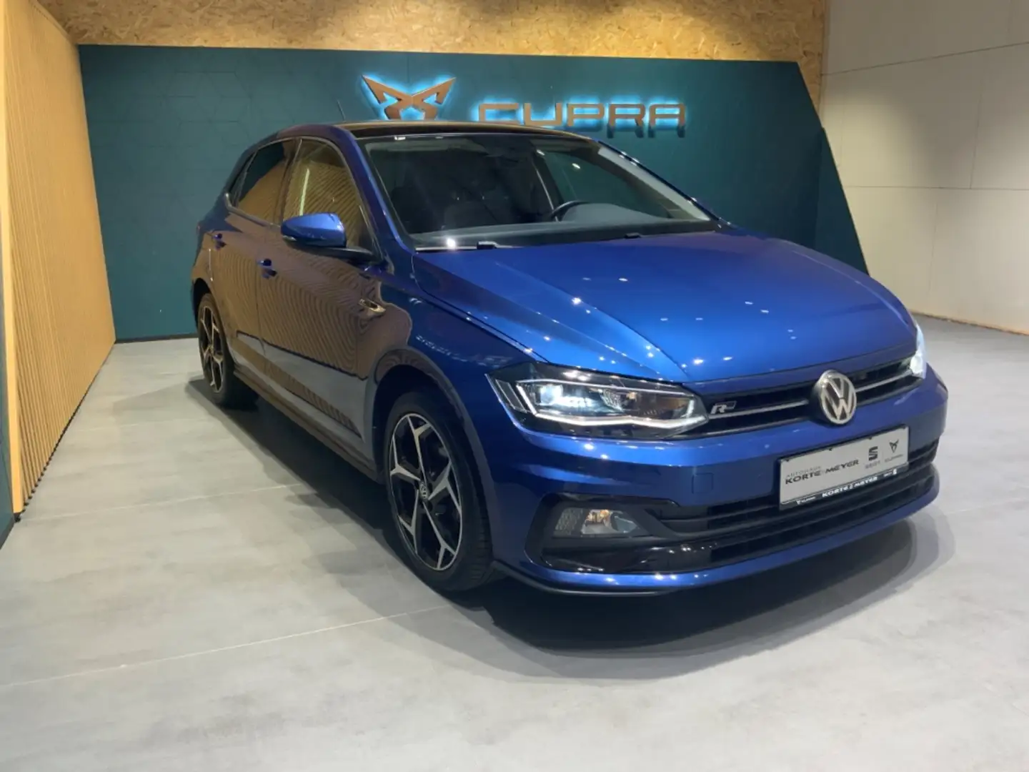 Volkswagen Polo VI Highline 1.0TSI DSG+ ACC+Navi Blau - 2