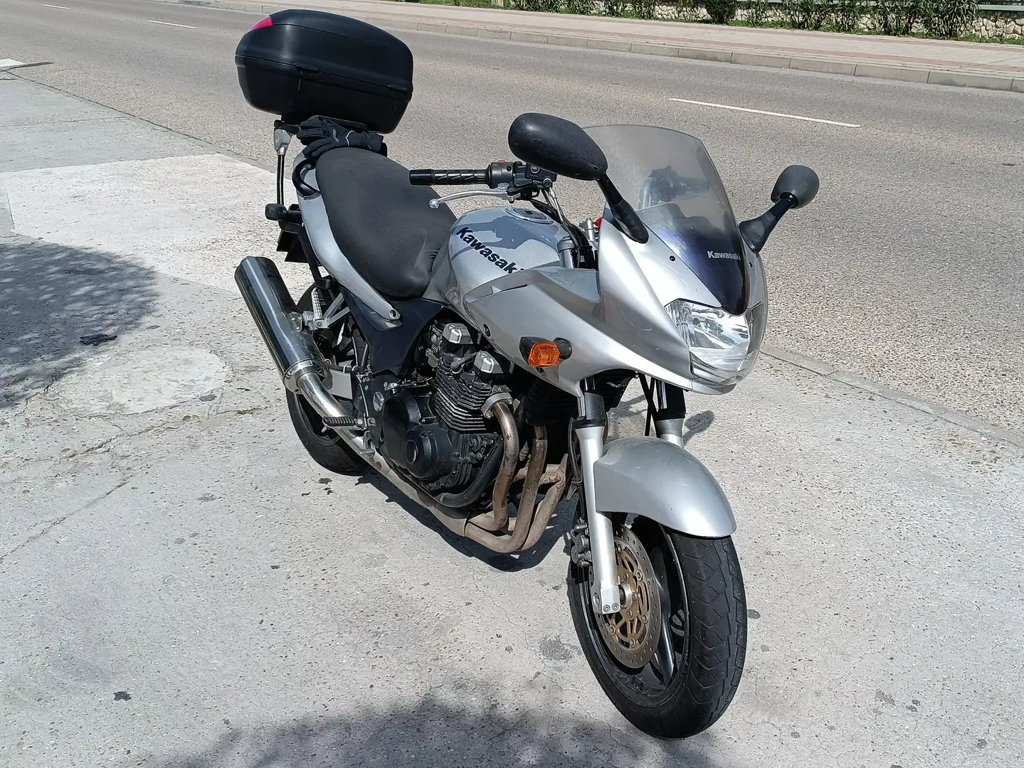 Kawasaki ZR - 7 ZR7S Zilver - 1