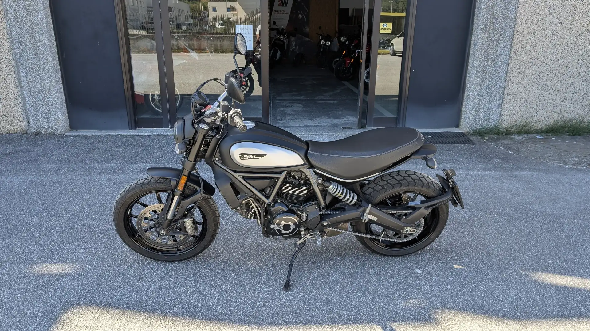 Ducati Scrambler ICON DARK Negru - 2